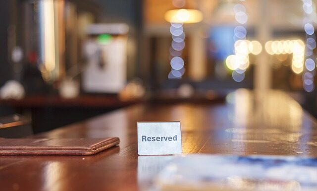 Jakie są nazwiska trzech polskich kajakarzy?