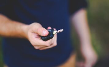 Co zrobić z kluczykiem na siłowni?