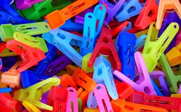 Dlaczego zacisk hamulcowy nie odbija?