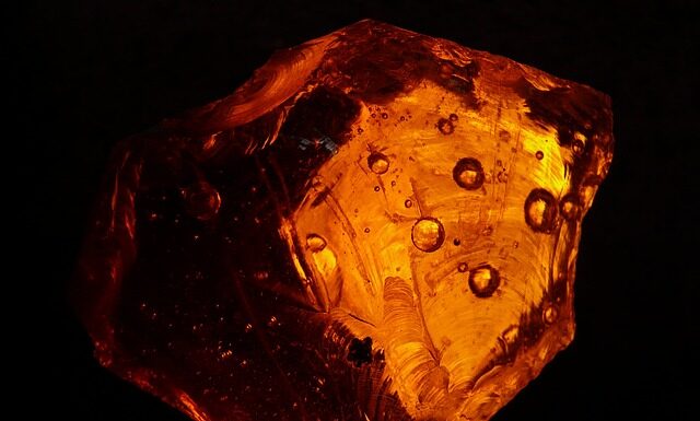 Jaka żywicą do naprawy łodzi? Jaka żywicą do naprawy łodzi?