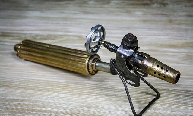 Co wlać do palnika spirytusowego?