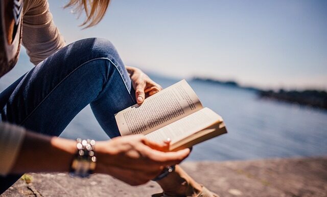 Jak się czyta po angielsku kite? Jak się czyta po angielsku kite?