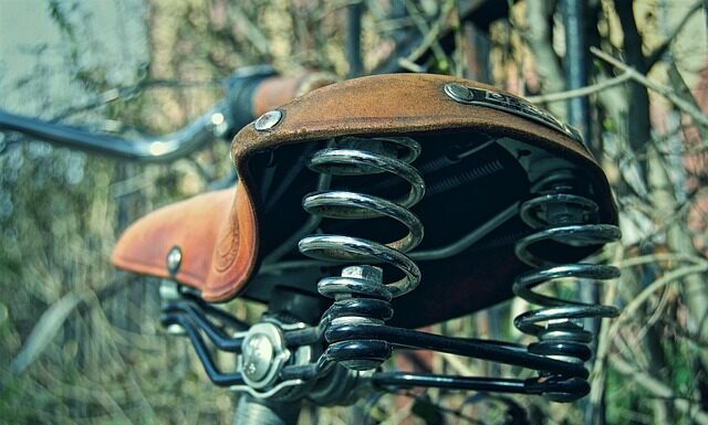 Jak przesunąć siodełko do tyłu?