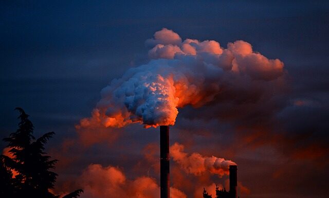 Jak prawidłowo zakończyć komin?